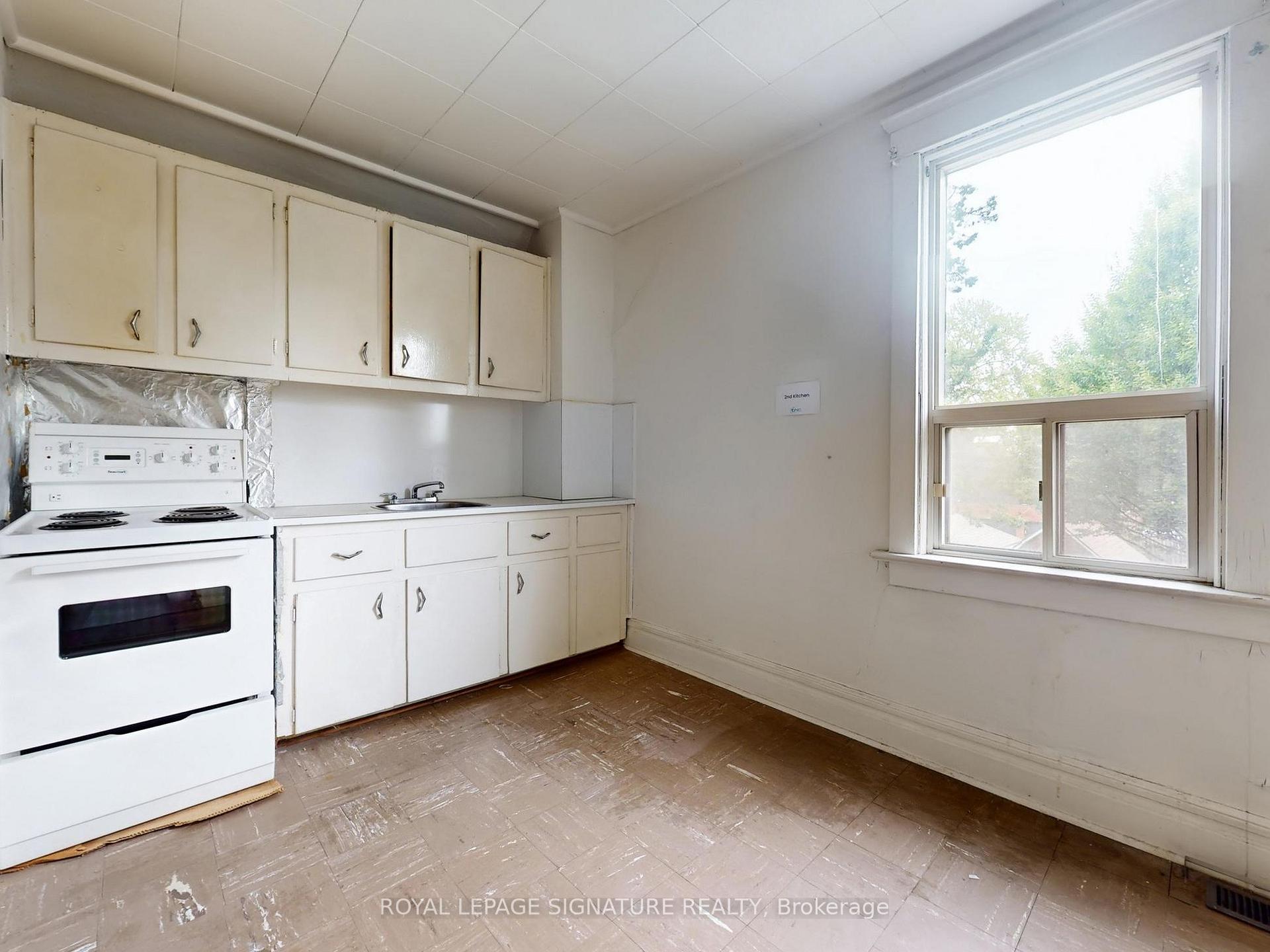 Photo 28 of 45 Arundel Avenue, Toronto, Playter Estates-Danforth — HOMEH