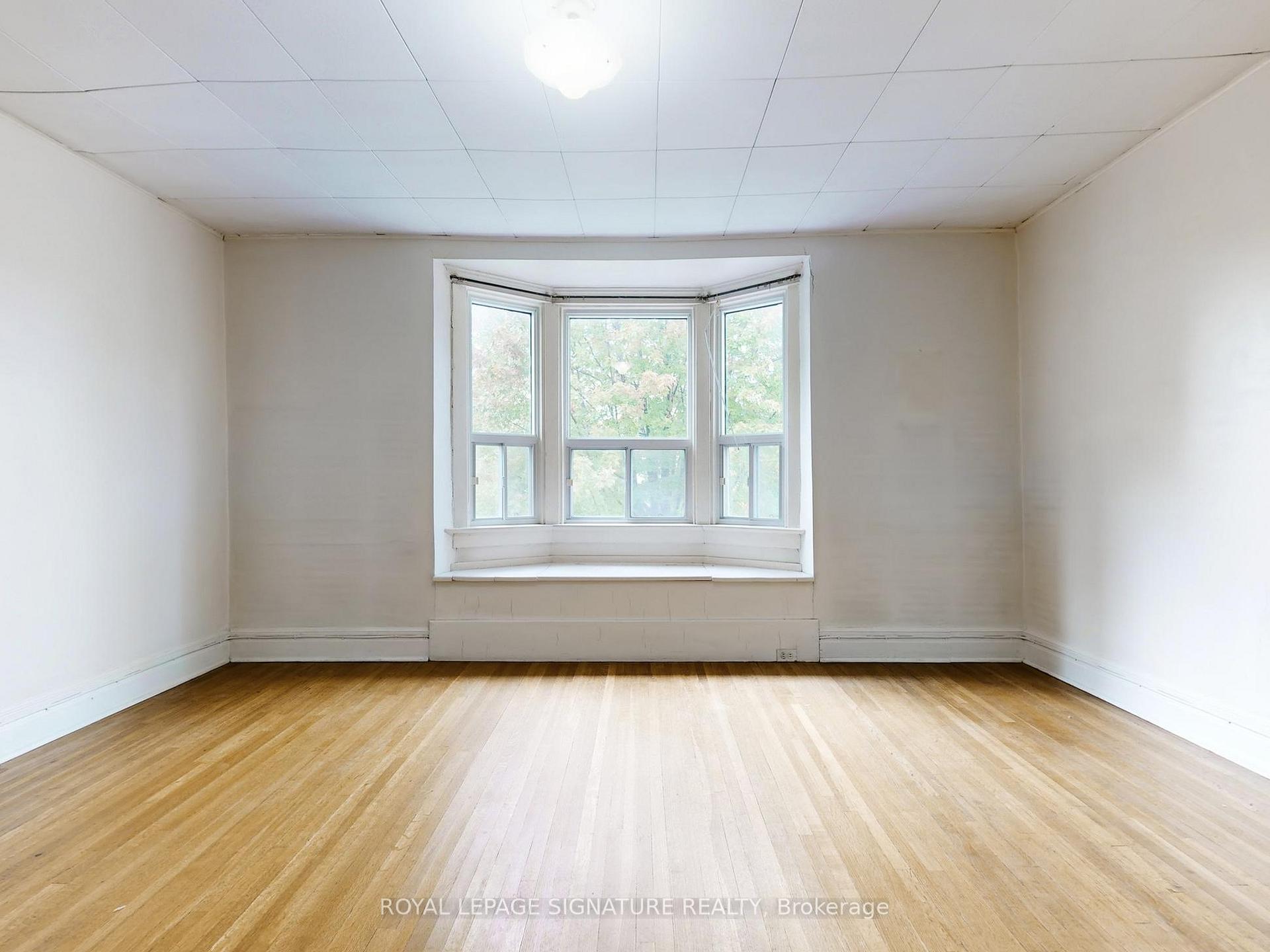 Photo 36 of 45 Arundel Avenue, Toronto, Playter Estates-Danforth — HOMEH