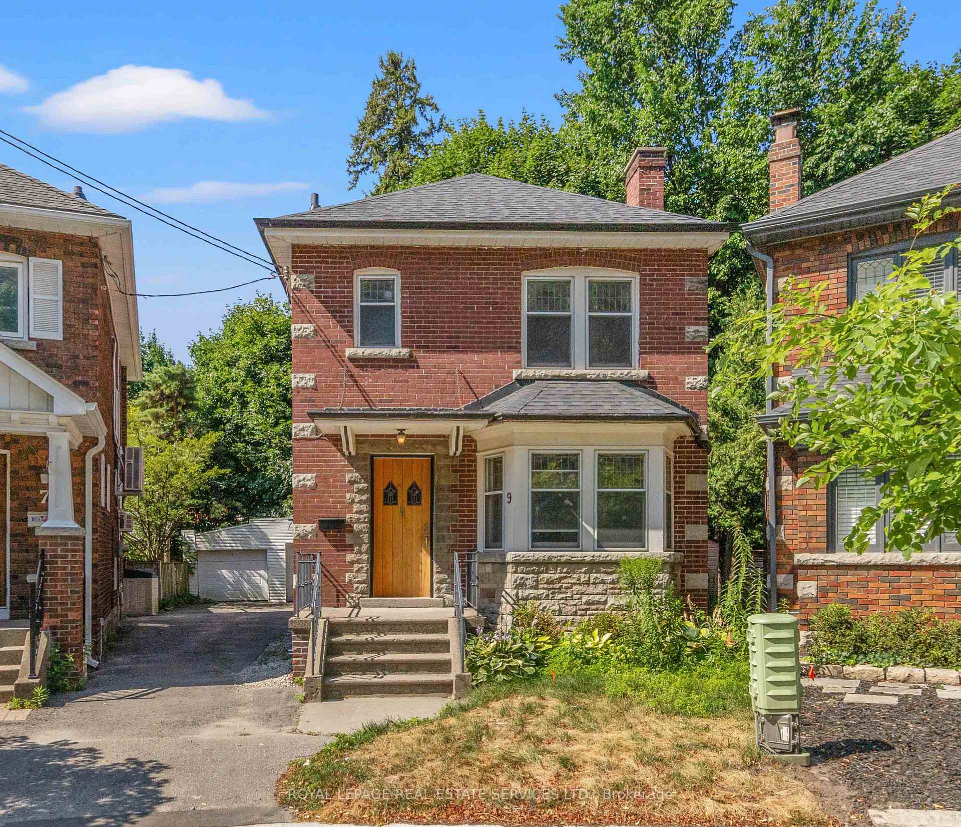 Photo 1 of 9 Duplex Crescent, Toronto, Yonge-Eglinton — HOMEH