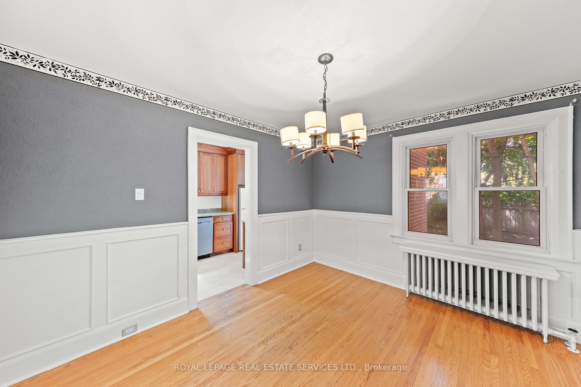 Photo 16 of 9 Duplex Crescent, Toronto, Yonge-Eglinton — HOMEH