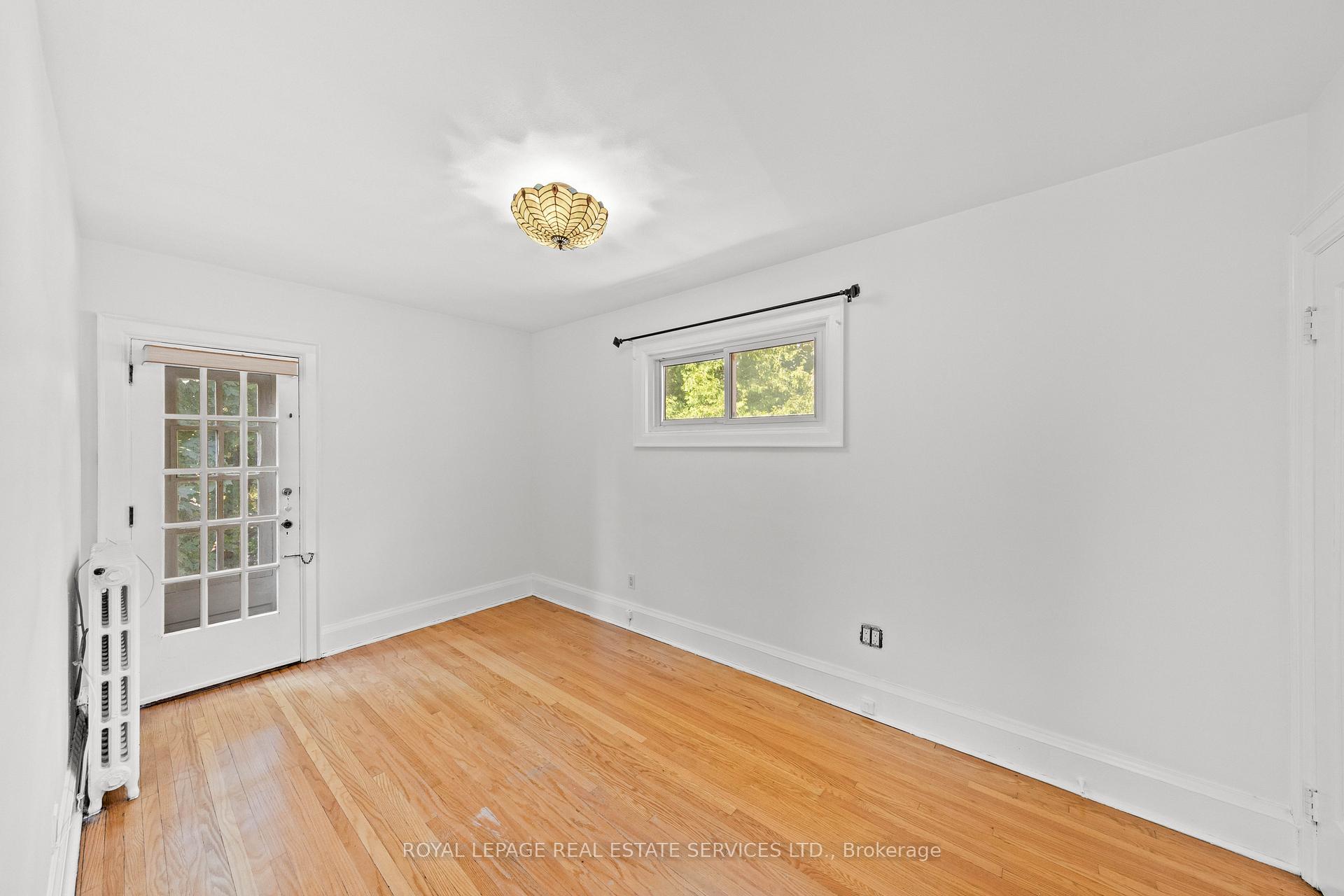 Photo 30 of 9 Duplex Crescent, Toronto, Yonge-Eglinton — HOMEH