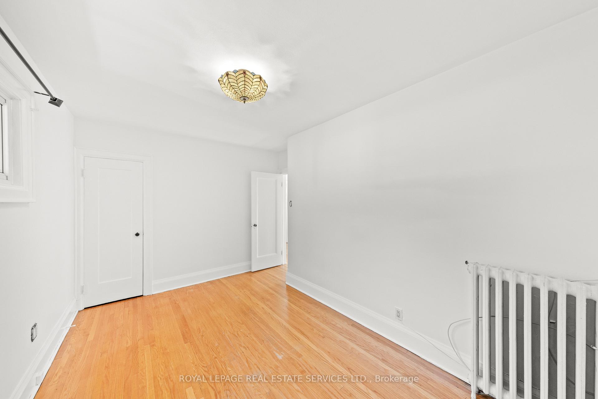 Photo 32 of 9 Duplex Crescent, Toronto, Yonge-Eglinton — HOMEH
