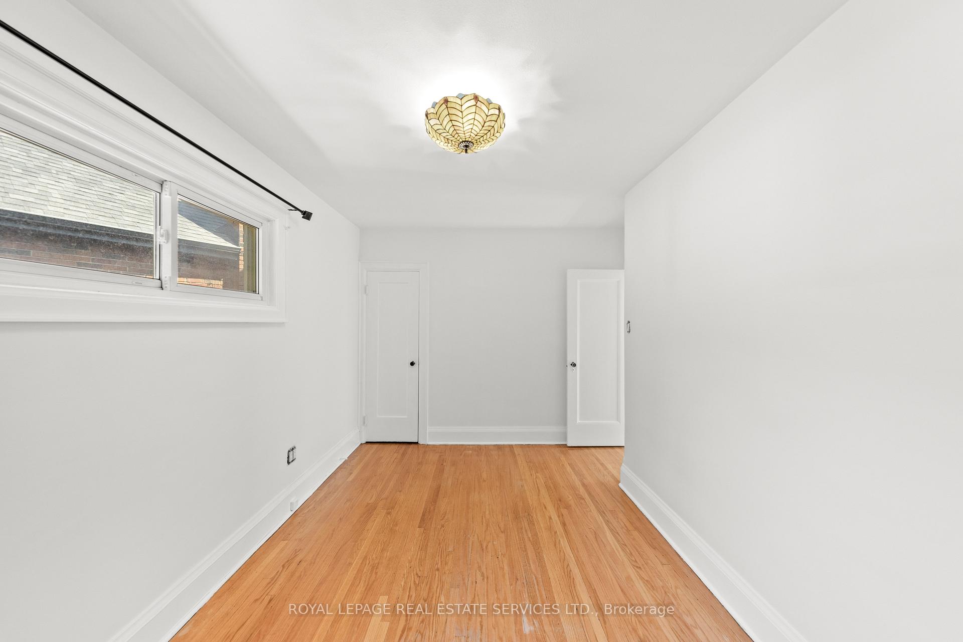 Photo 33 of 9 Duplex Crescent, Toronto, Yonge-Eglinton — HOMEH
