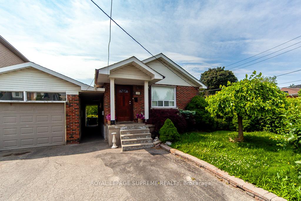 Front of 109 Regina Avenue