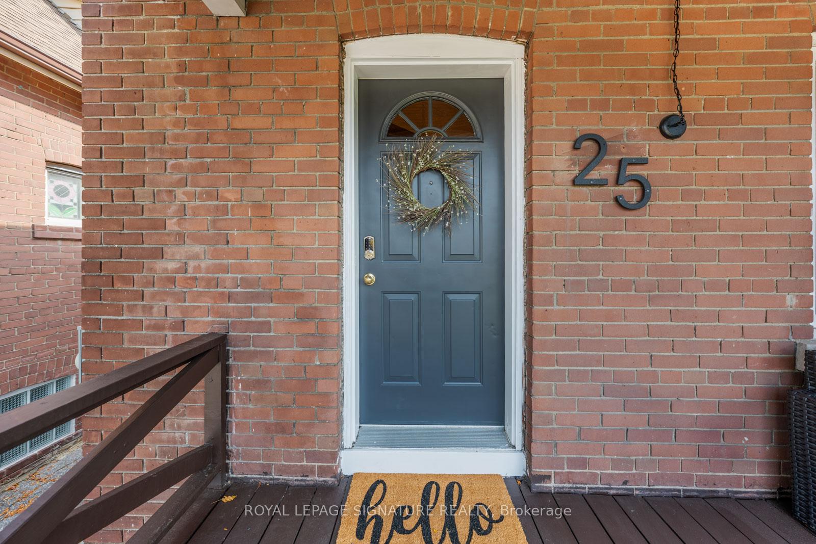 Photo 4 of 25 Pepler Avenue, Toronto, East York — HOMEH