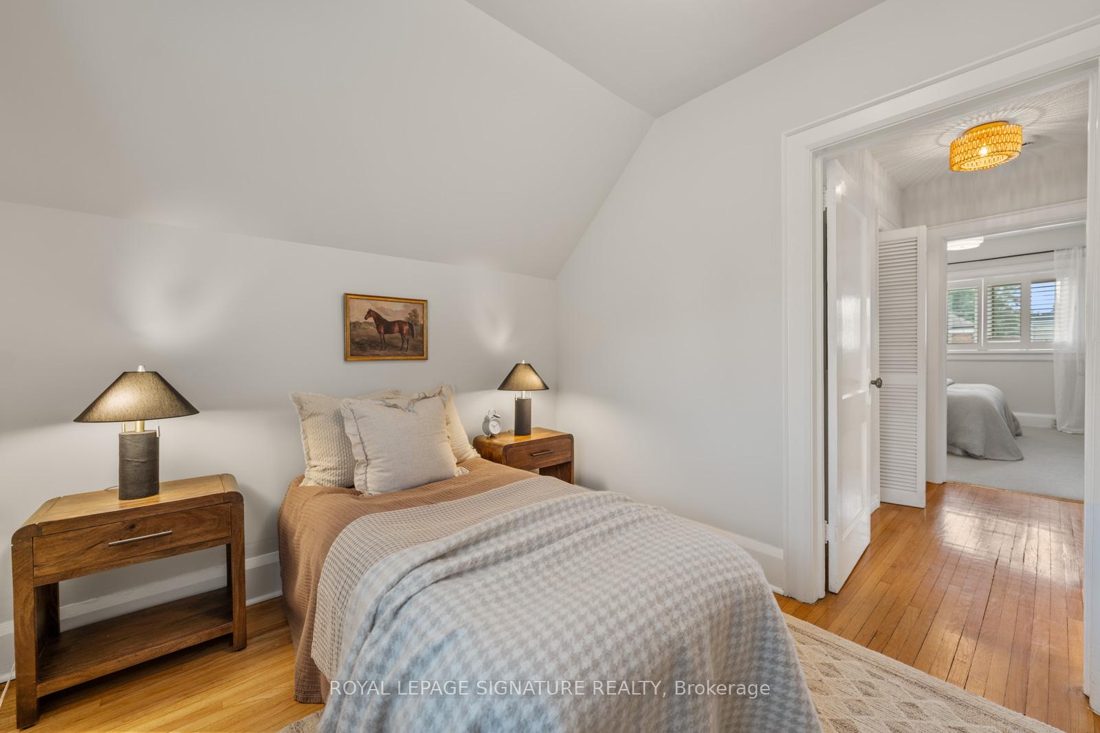 Photo 26 of 25 Pepler Avenue, Toronto, East York — HOMEH