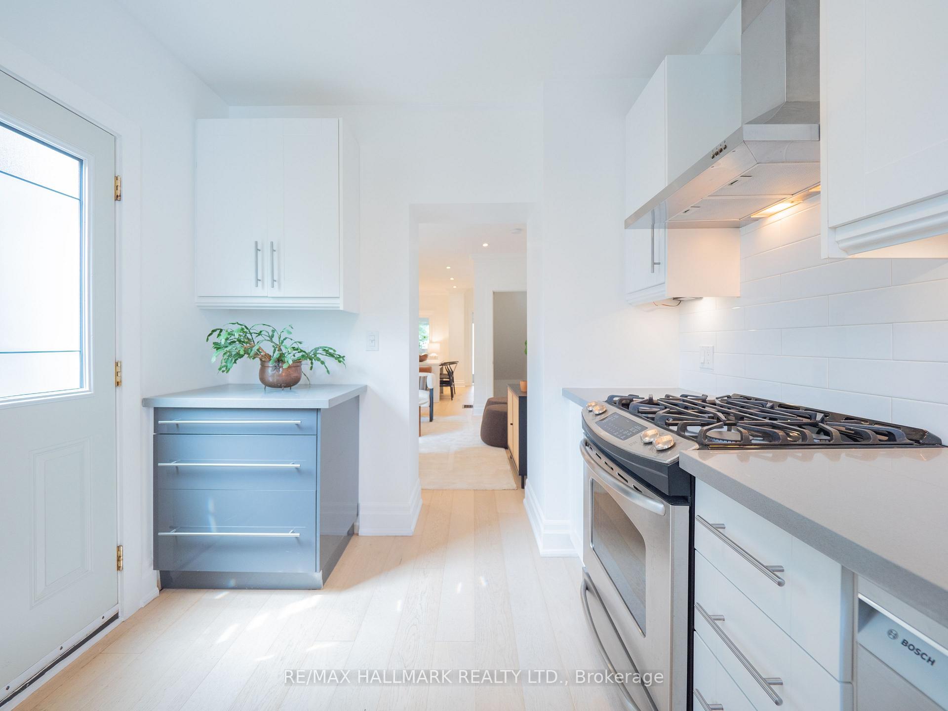 Photo 20 of 87 De Grassi Street, Toronto, South Riverdale — HOMEH