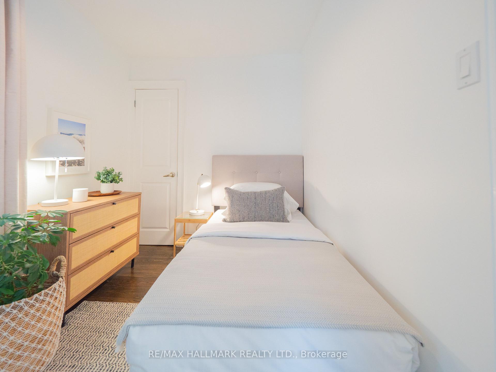 Photo 27 of 87 De Grassi Street, Toronto, South Riverdale — HOMEH