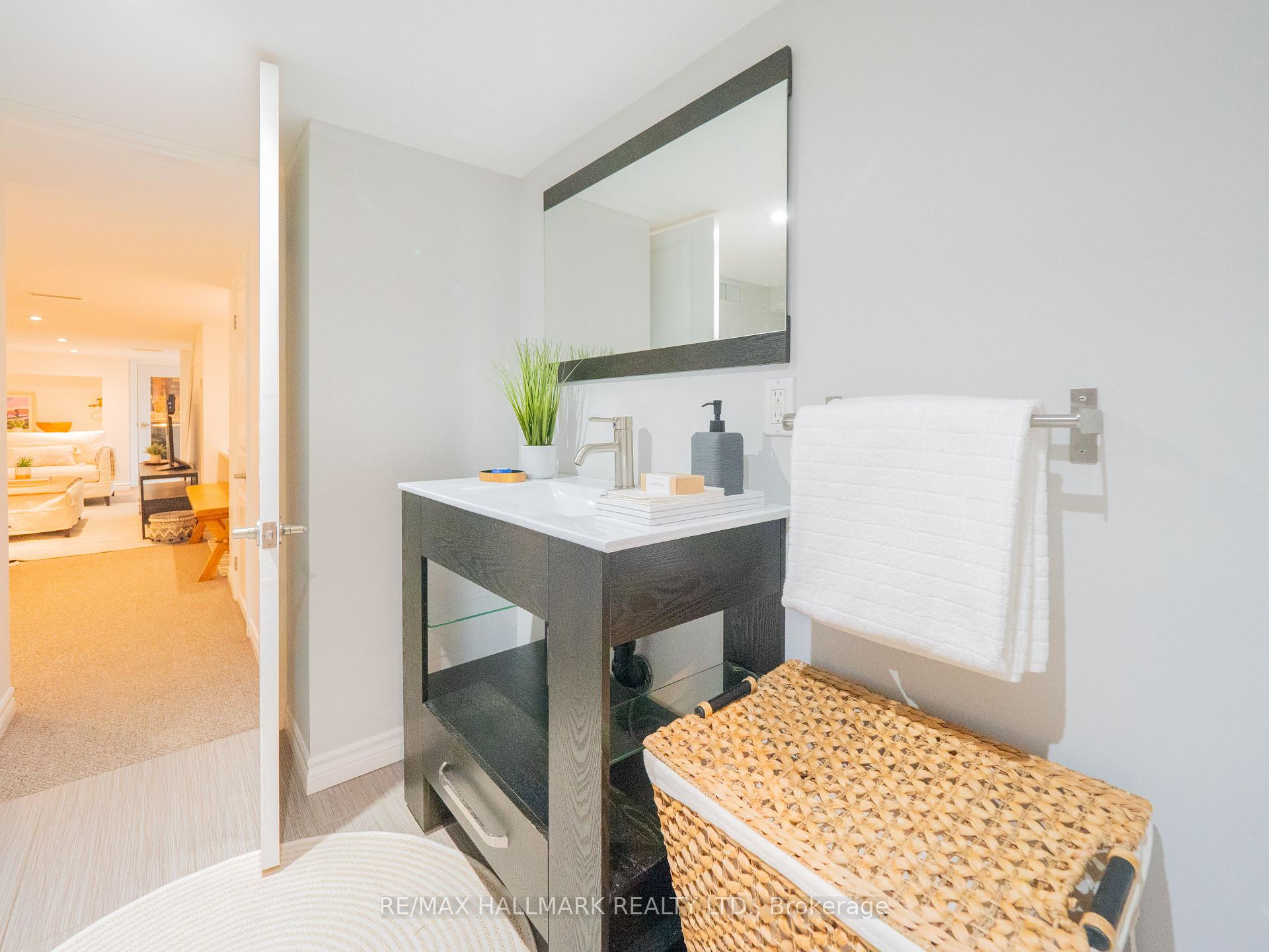 Photo 41 of 87 De Grassi Street, Toronto, South Riverdale — HOMEH