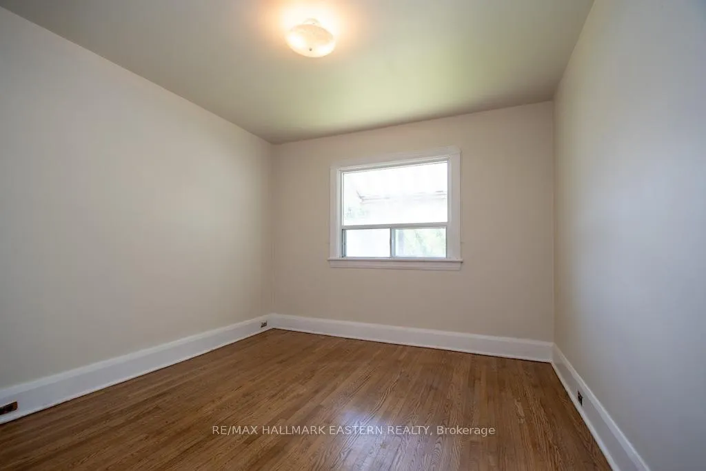 Photo 11 of 760 Chemong Road, Peterborough, Northcrest Ward 5 — HOMEH
