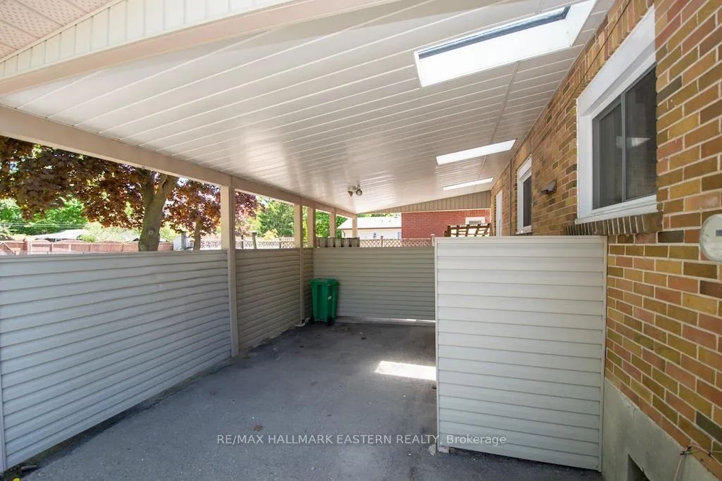Photo 19 of 760 Chemong Road, Peterborough, Northcrest Ward 5 — HOMEH