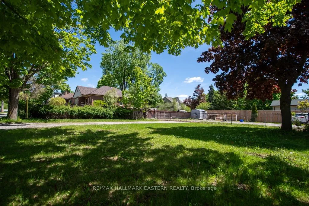 Photo 24 of 760 Chemong Road, Peterborough, Northcrest Ward 5 — HOMEH