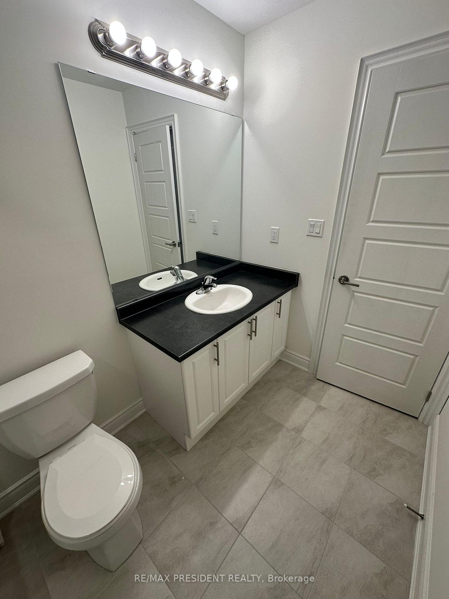 Photo 8 of 25 Sapphire Way, Thorold, Rolling Meadows — HOMEH