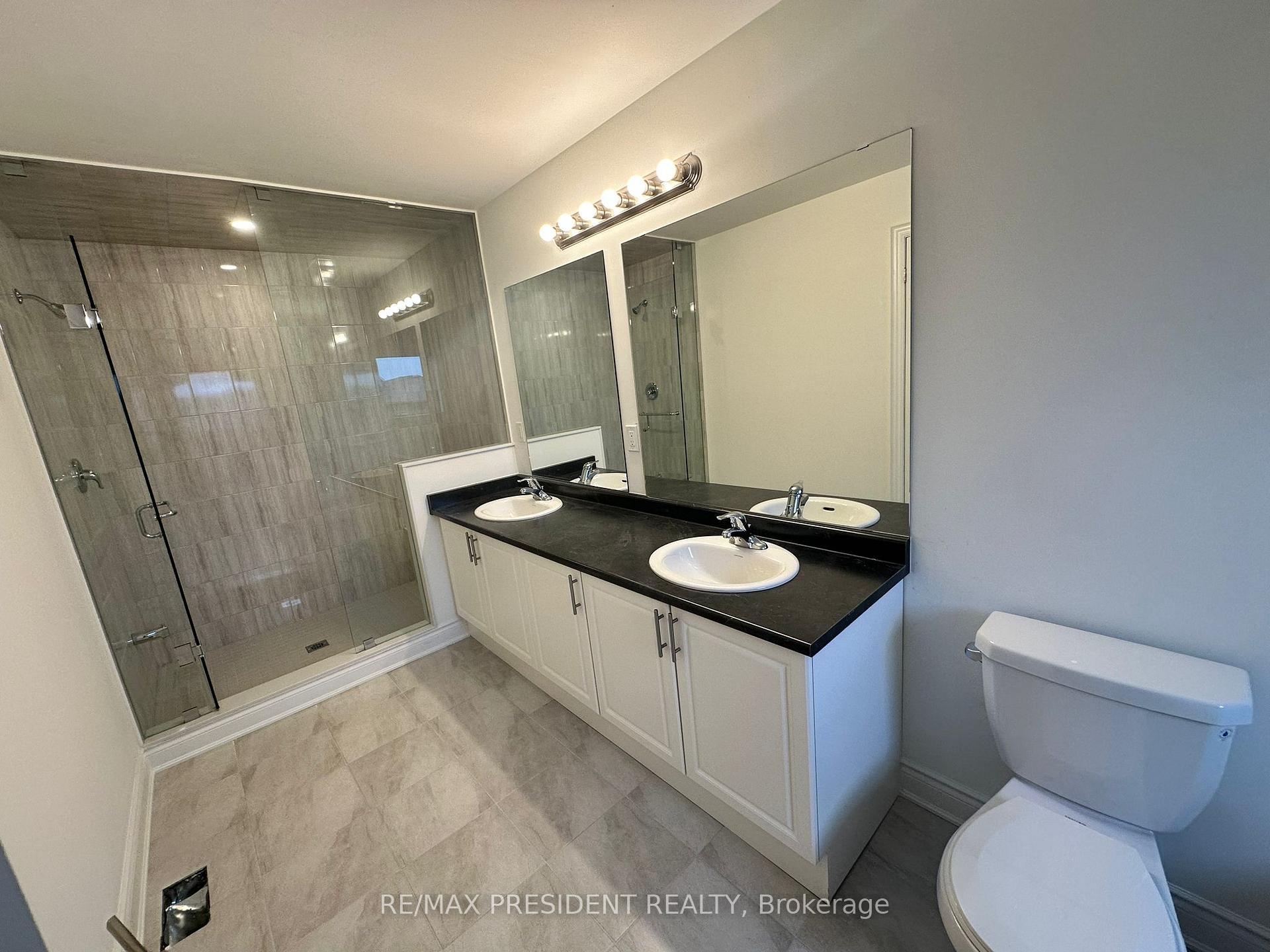 Photo 9 of 25 Sapphire Way, Thorold, Rolling Meadows — HOMEH