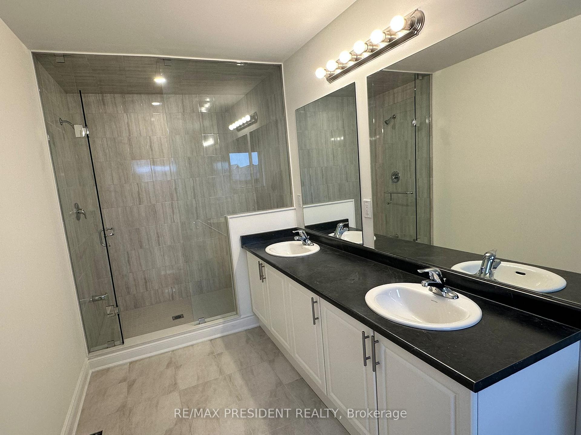 Photo 10 of 25 Sapphire Way, Thorold, Rolling Meadows — HOMEH