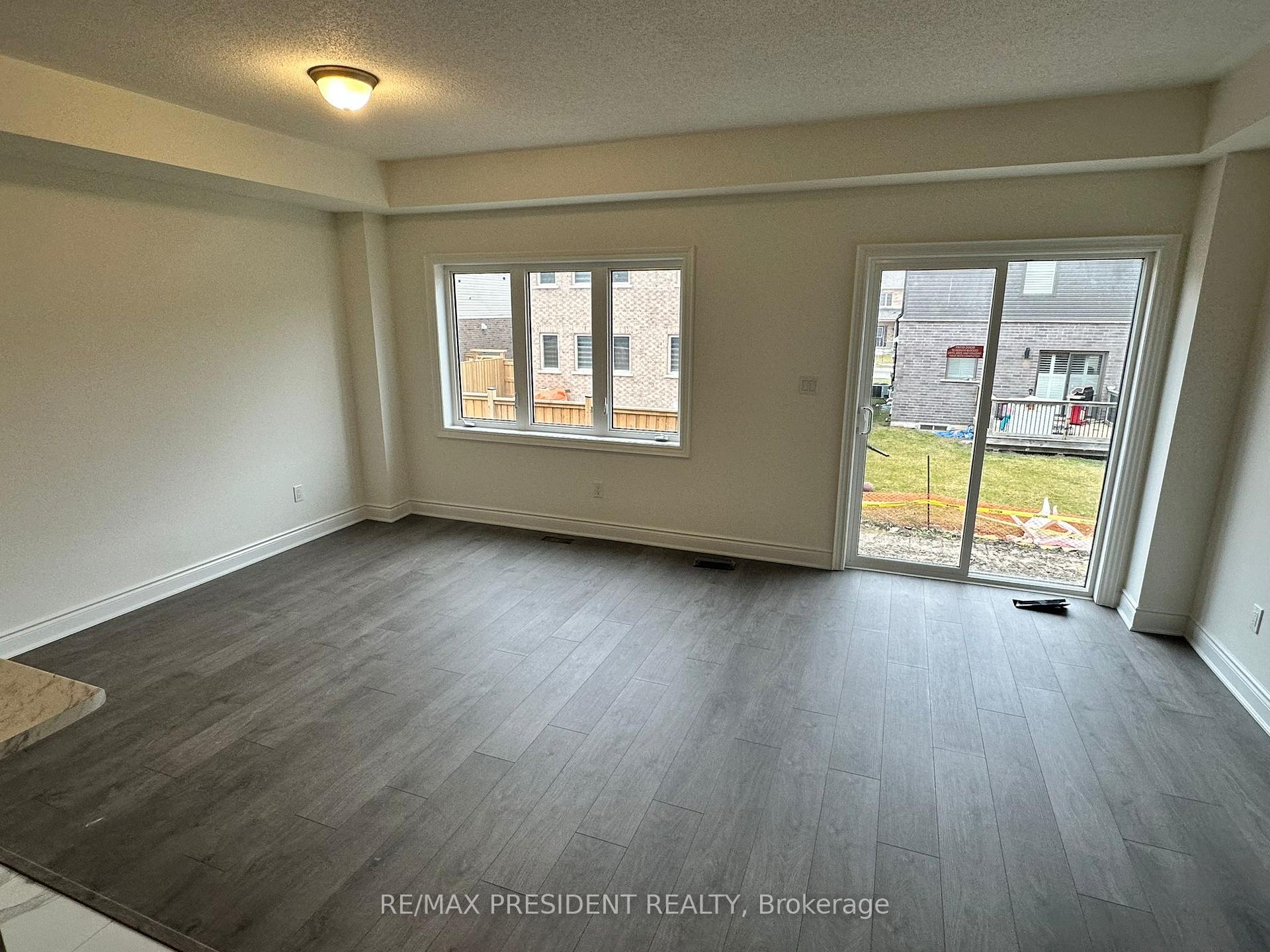 Photo 12 of 25 Sapphire Way, Thorold, Rolling Meadows — HOMEH