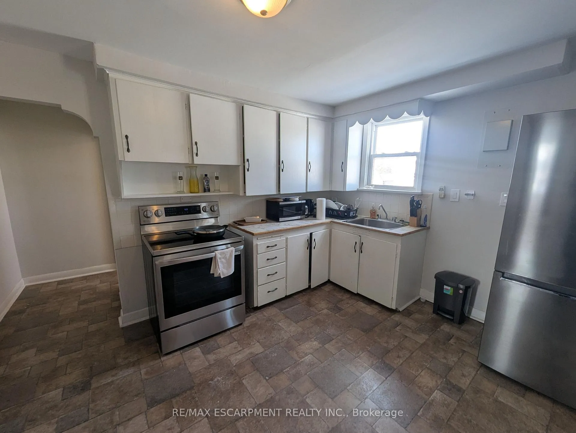 Photo 1 of Unit 2, 63 Pelham Road, St. Catharines, Western Hill — HOMEH