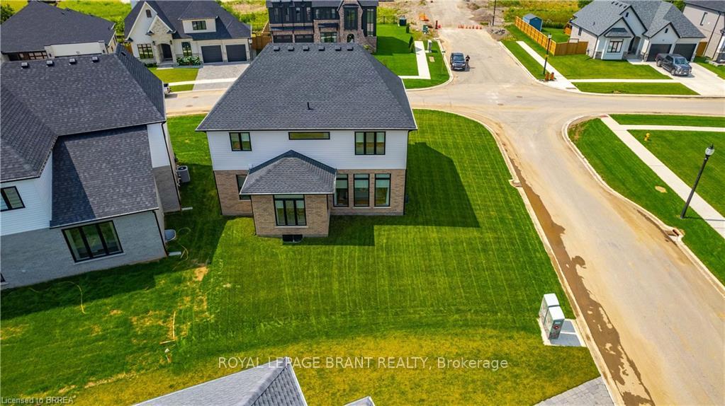 Photo 7 of 42 Aspen Circle, Thames Centre, Rural Thames Centre — HOMEH