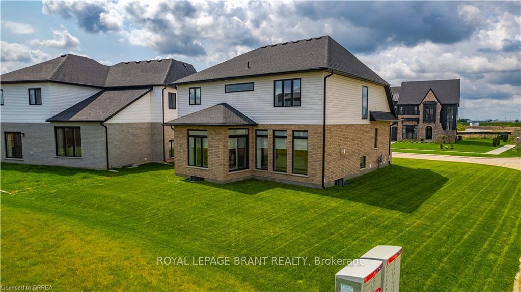 Photo 8 of 42 Aspen Circle, Thames Centre, Rural Thames Centre — HOMEH
