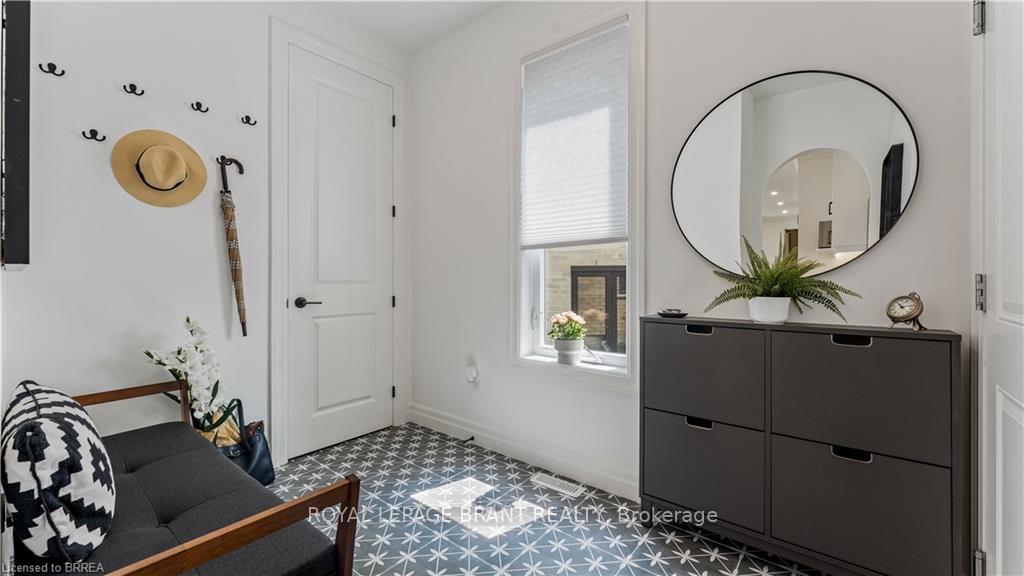 Photo 23 of 42 Aspen Circle, Thames Centre, Rural Thames Centre — HOMEH