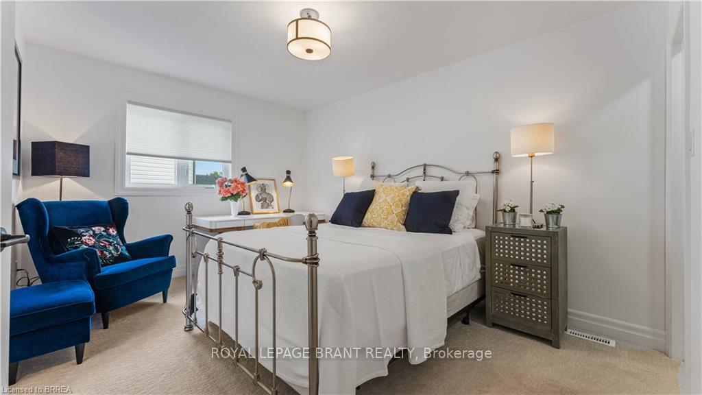 Photo 31 of 42 Aspen Circle, Thames Centre, Rural Thames Centre — HOMEH