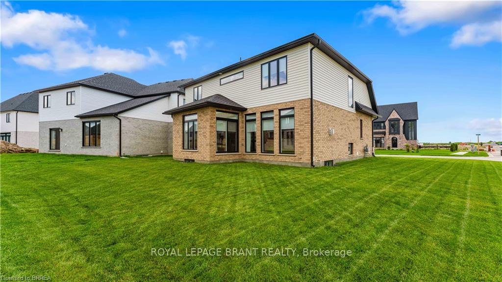 Photo 34 of 42 Aspen Circle, Thames Centre, Rural Thames Centre — HOMEH