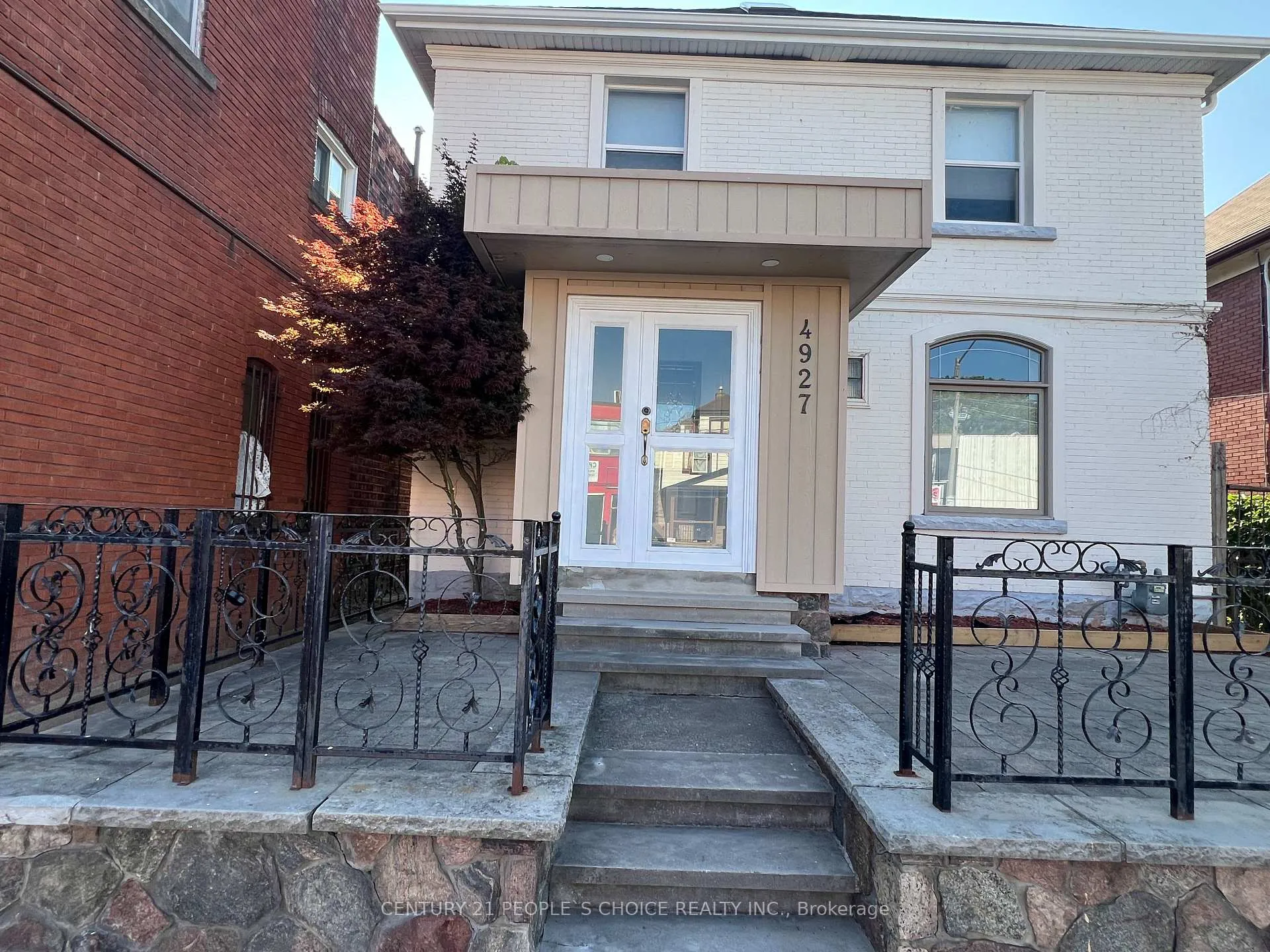 Photo 2 of 4927 Victoria Avenue, Niagara Falls, Cherrywood — HOMEH