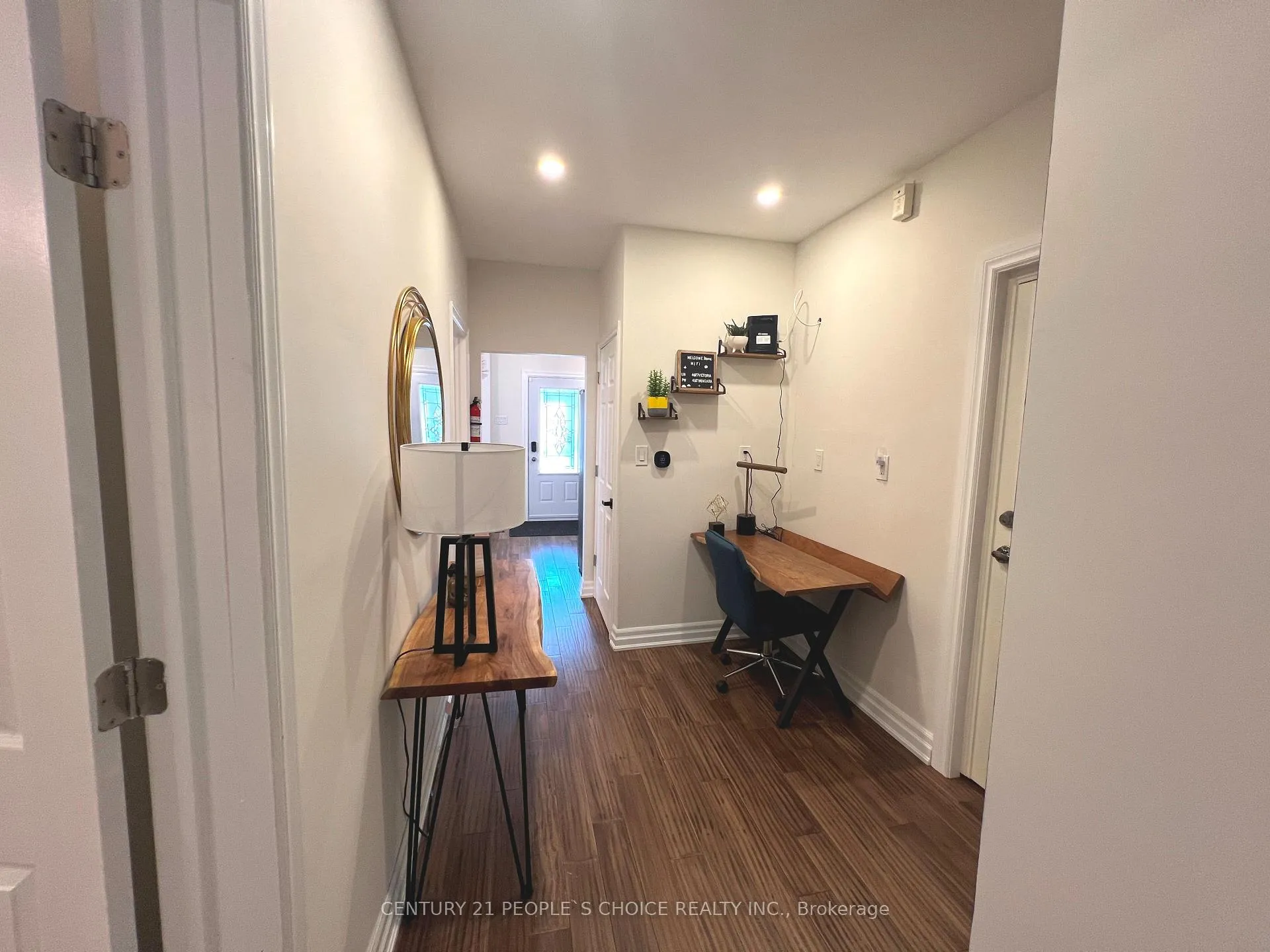 Photo 10 of 4927 Victoria Avenue, Niagara Falls, Cherrywood — HOMEH