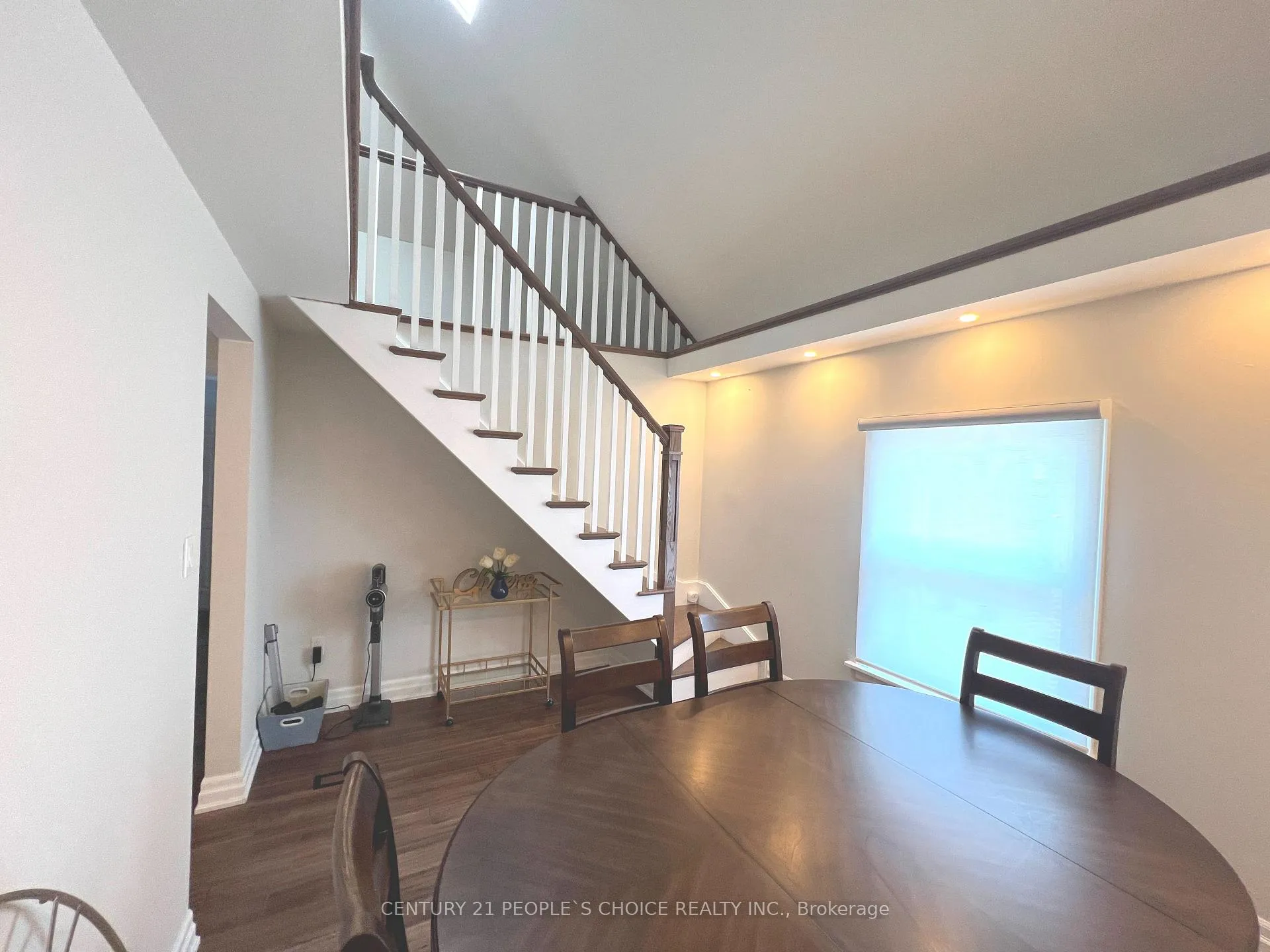 Photo 18 of 4927 Victoria Avenue, Niagara Falls, Cherrywood — HOMEH