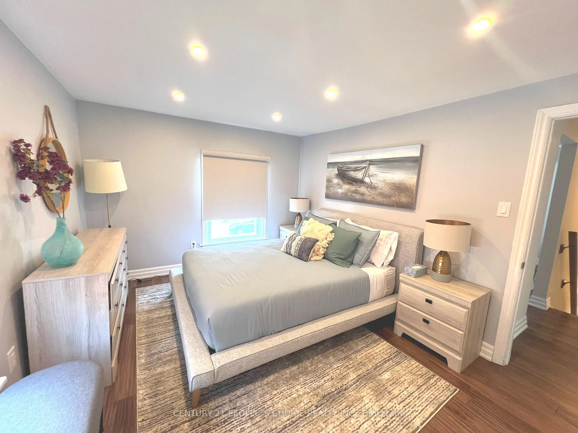 Photo 27 of 4927 Victoria Avenue, Niagara Falls, Cherrywood — HOMEH