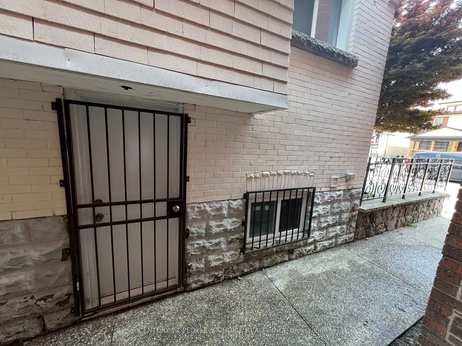 Photo 30 of 4927 Victoria Avenue, Niagara Falls, Cherrywood — HOMEH