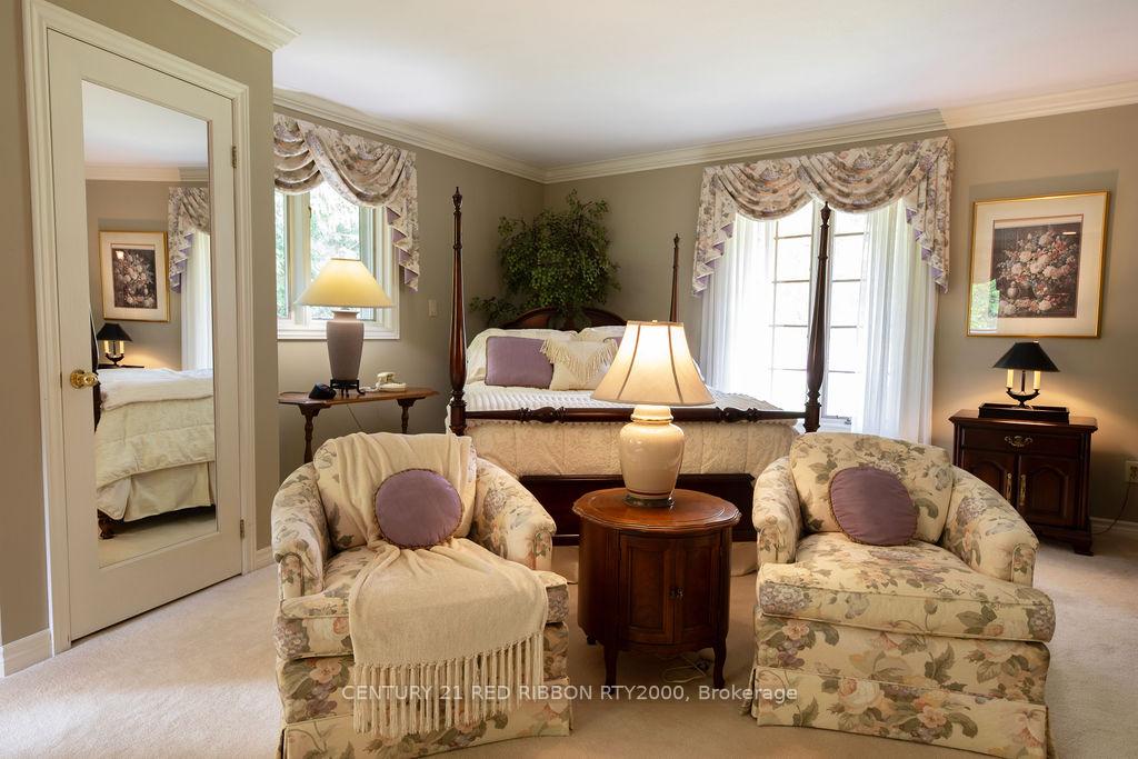 Photo 14 of 24387 Saxton Road, Strathroy-Caradoc, Rural Strathroy-Caradoc — HOMEH