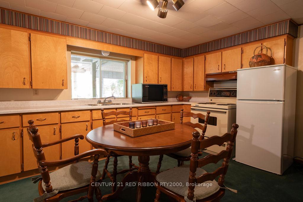 Photo 29 of 24387 Saxton Road, Strathroy-Caradoc, Rural Strathroy-Caradoc — HOMEH