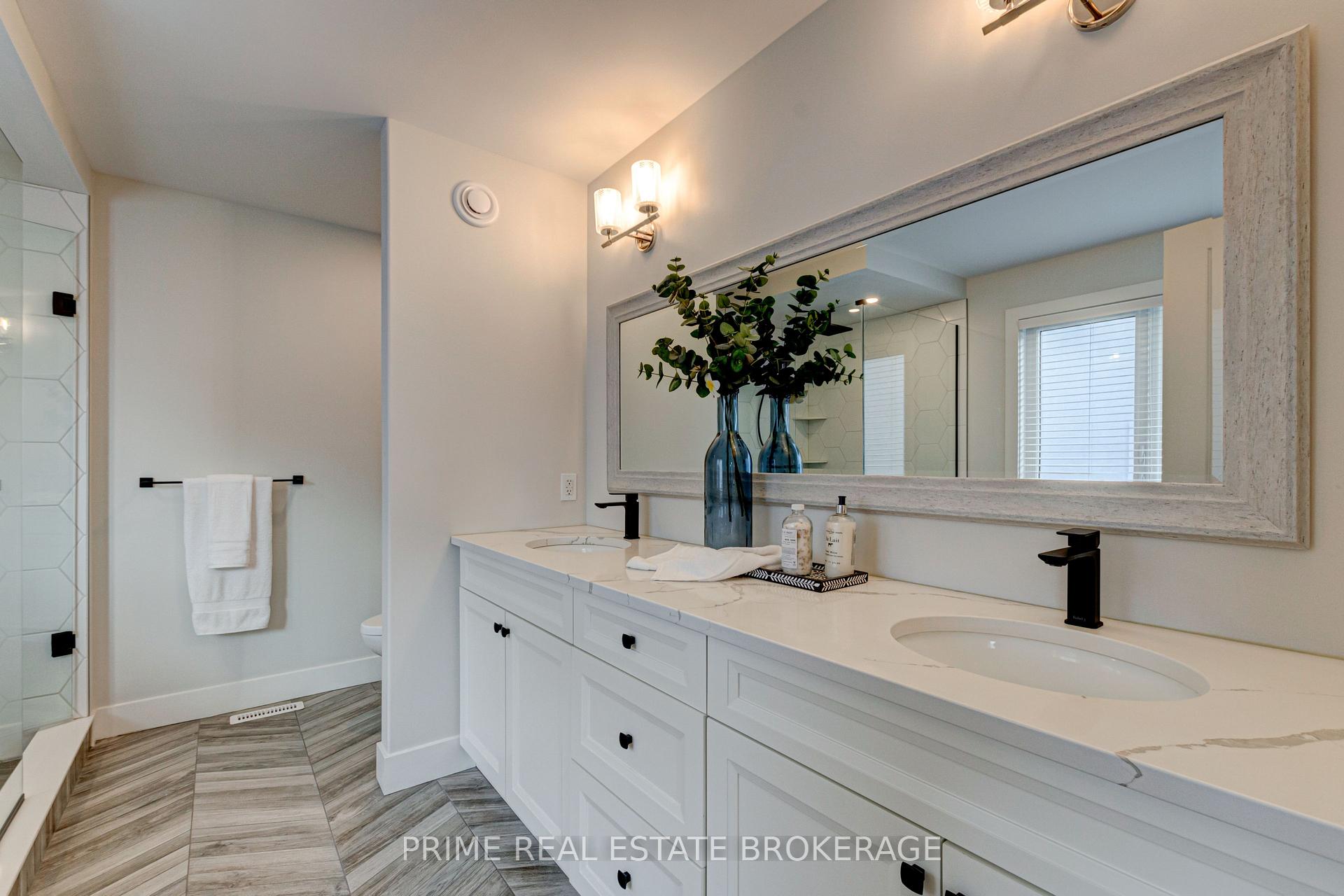 Photo 25 of 239 Boardwalk Way, Thames Centre, Rural Thames Centre — HOMEH