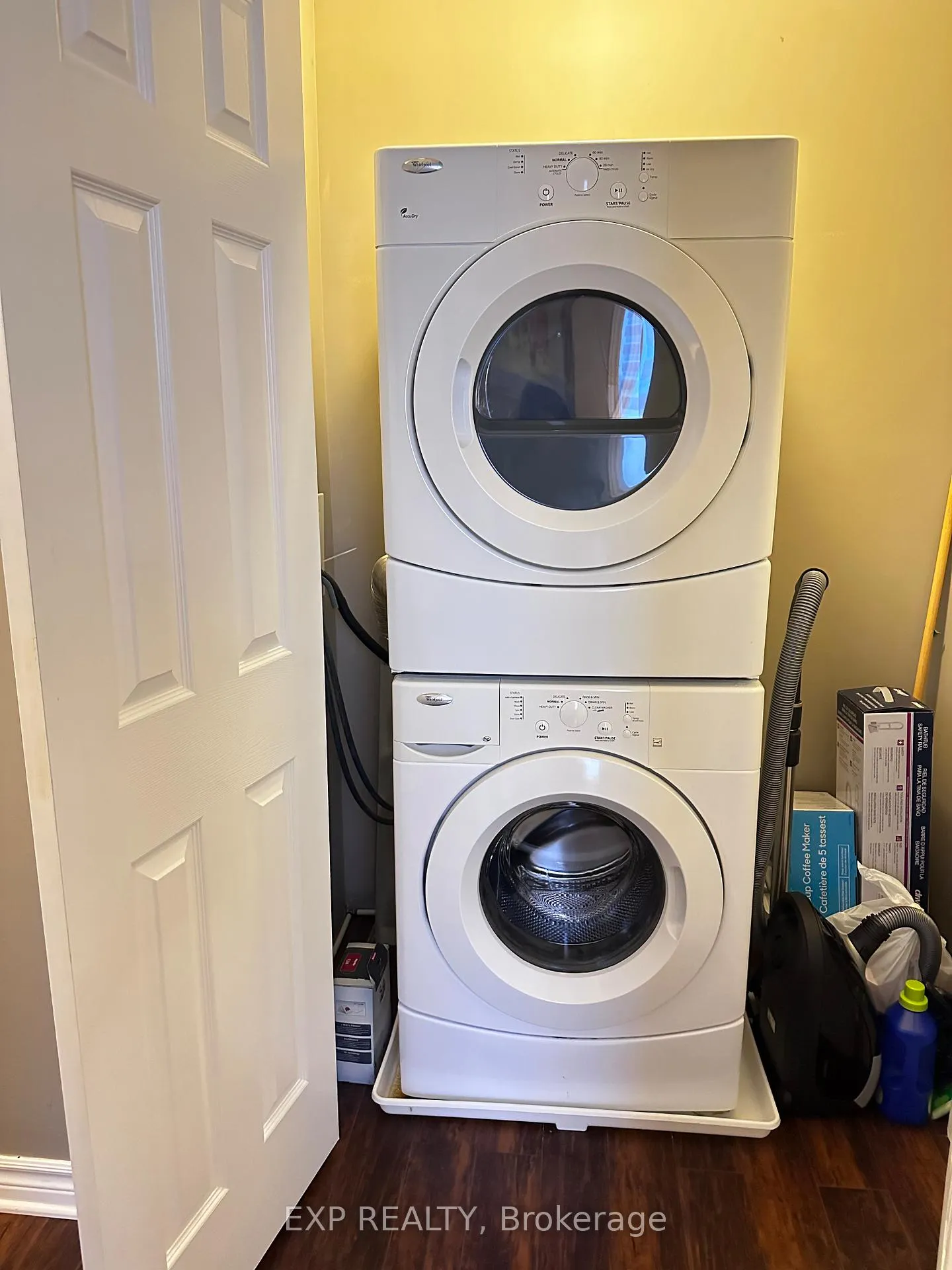 Photo 8 of Unit 3B, 43 Bridge Street, Carleton Place — HOMEH