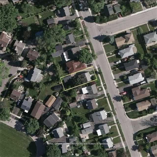 Photo 17 of 80 Squires Avenue, Toronto, O'Connor-Parkview — HOMEH