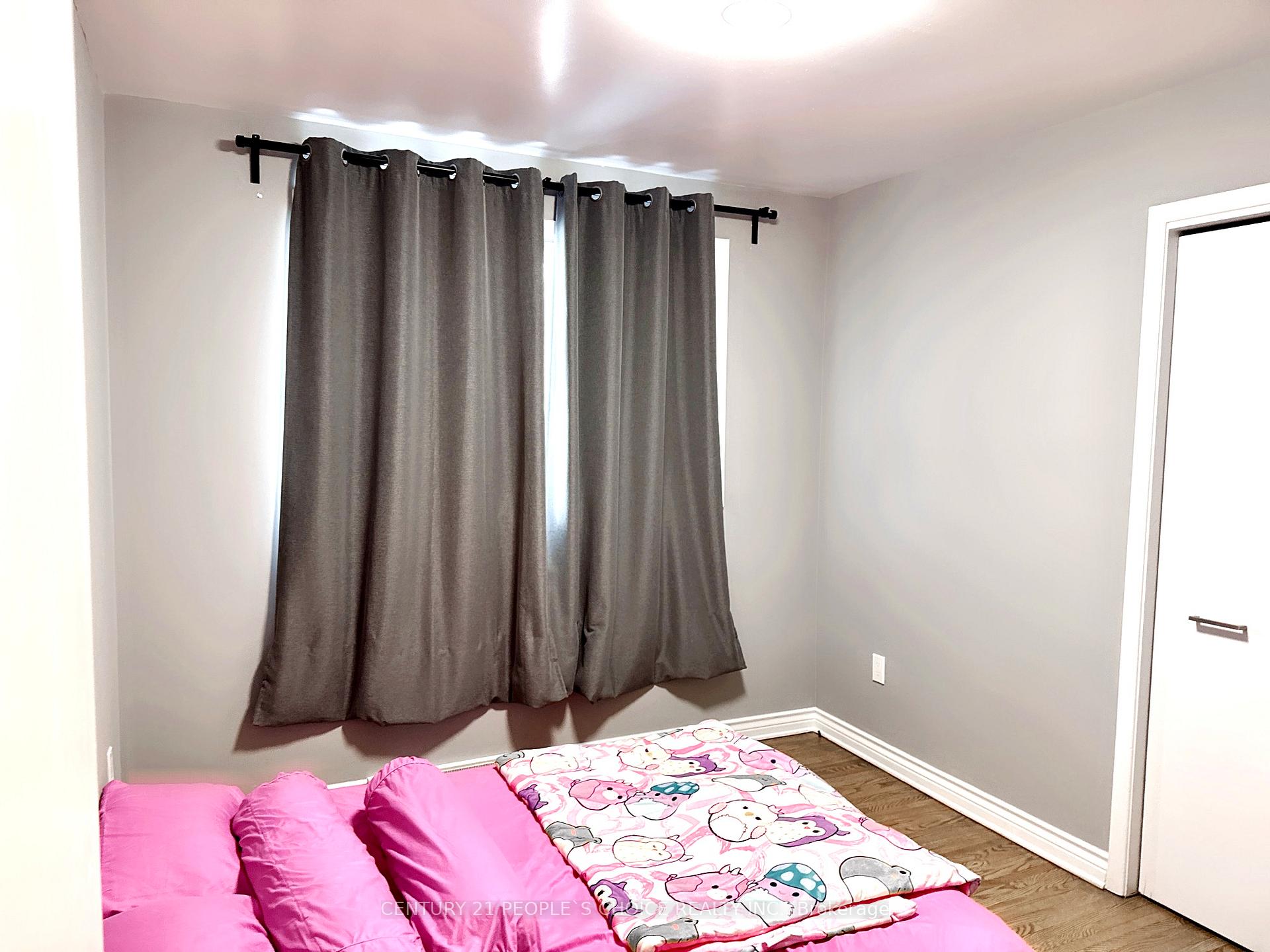 Photo 14 of 11 St Charles Drive W, Thorold, Thorold Downtown — HOMEH