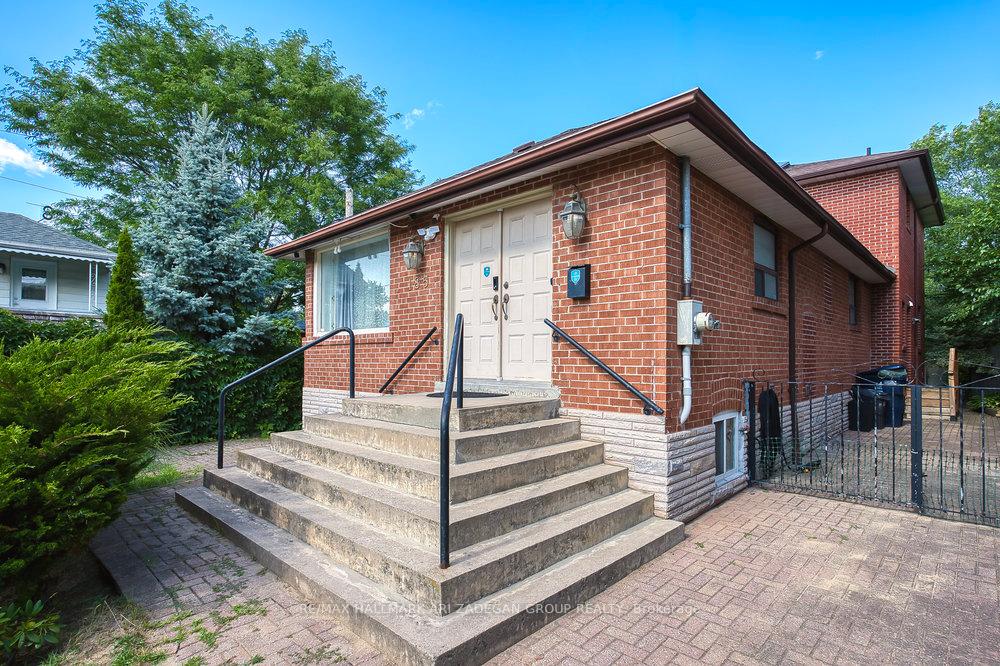 Photo 2 of 185 Durant Avenue, Toronto, East York — HOMEH