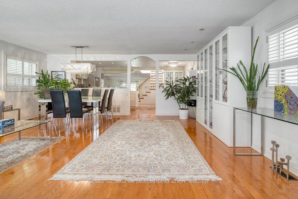 Photo 3 of 185 Durant Avenue, Toronto, East York — HOMEH