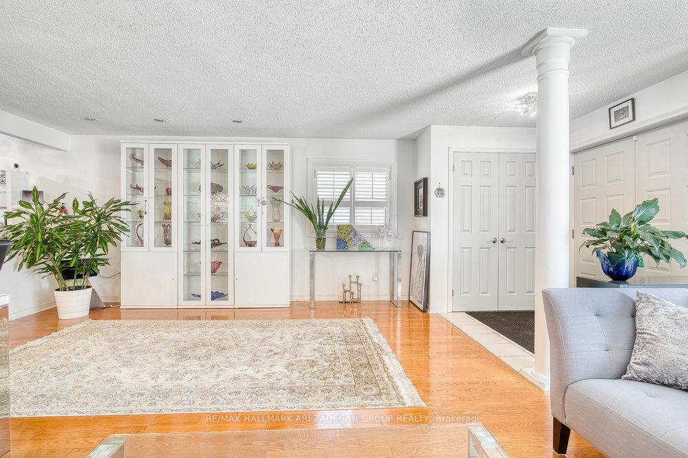 Photo 9 of 185 Durant Avenue, Toronto, East York — HOMEH