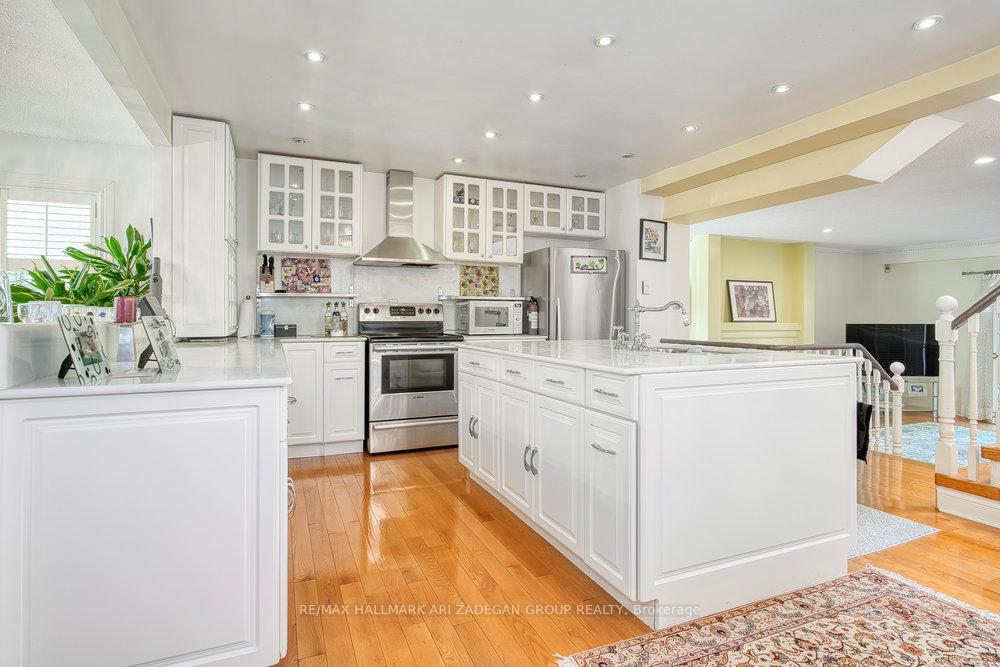 Photo 10 of 185 Durant Avenue, Toronto, East York — HOMEH