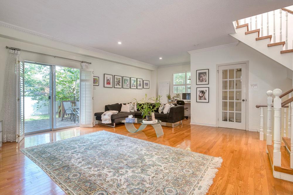 Photo 19 of 185 Durant Avenue, Toronto, East York — HOMEH