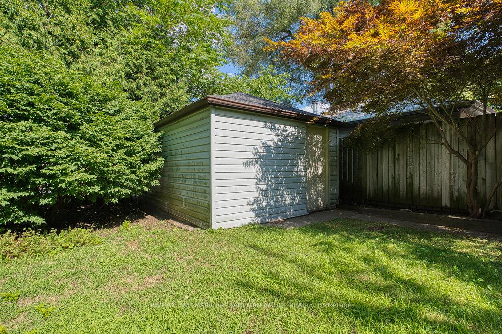 Photo 44 of 185 Durant Avenue, Toronto, East York — HOMEH