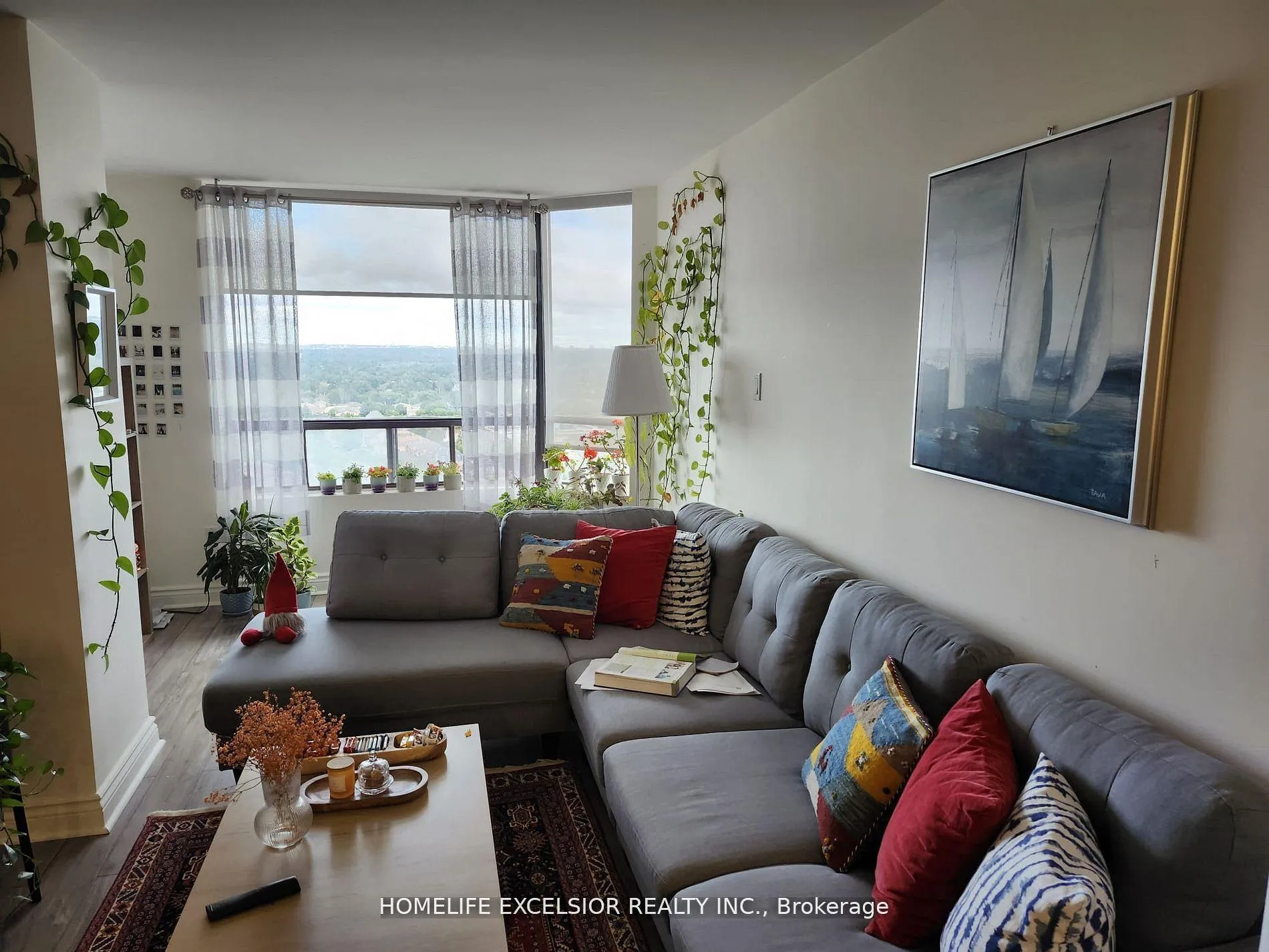 Photo 5 of Unit 1402, 7601 Bathurst Street, Vaughan, Crestwood-Springfarm-Yorkhill — HOMEH