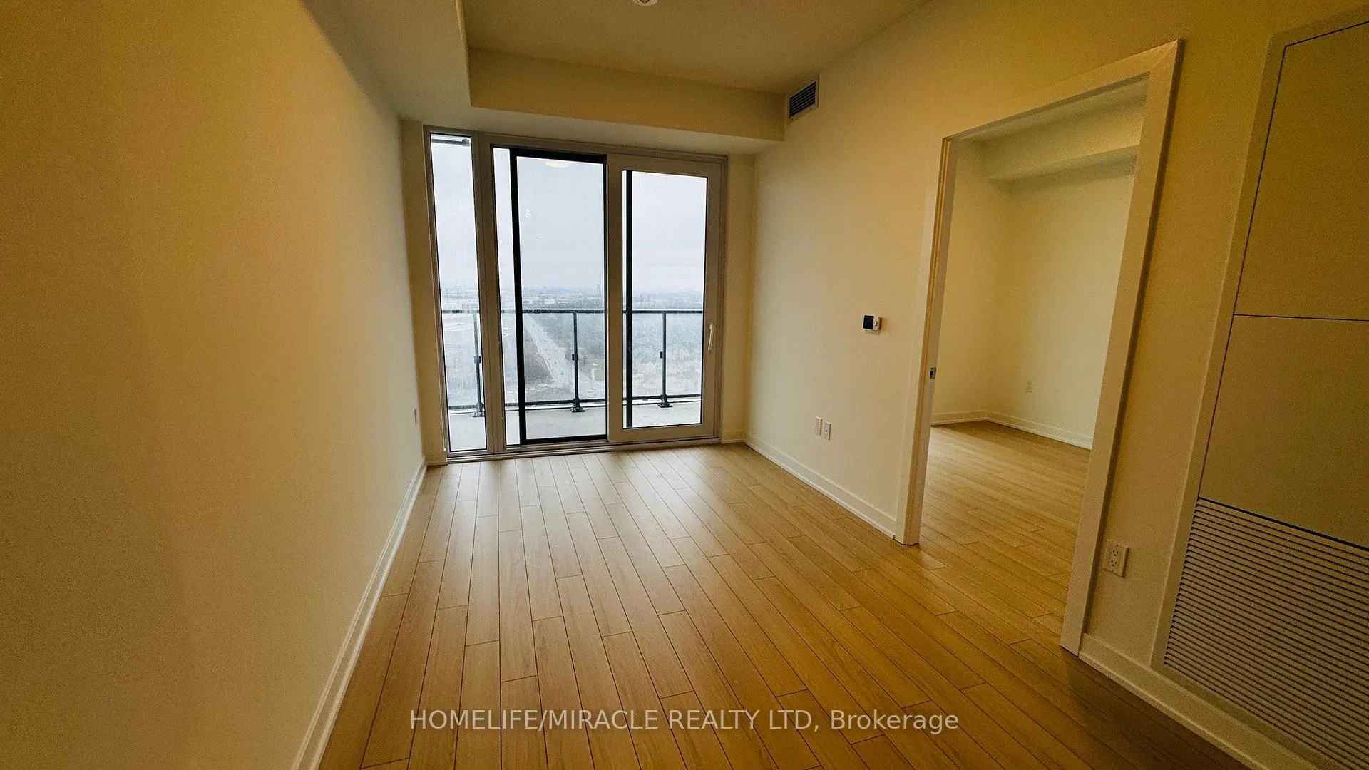 Photo 2 of Unit 1903, 15 Skyridge Drive, Brampton, Bram East — HOMEH