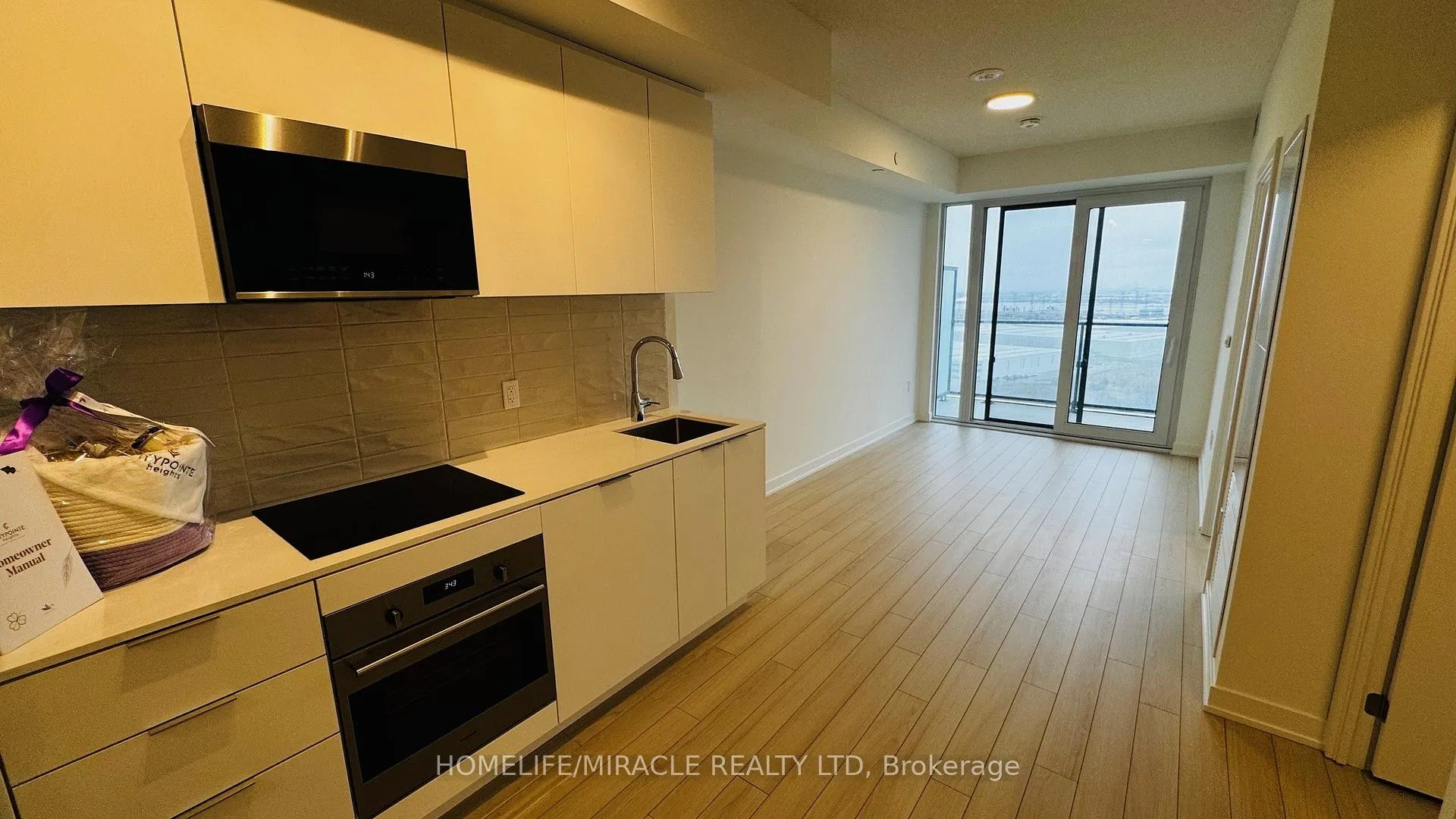 Photo 4 of Unit 1903, 15 Skyridge Drive, Brampton, Bram East — HOMEH