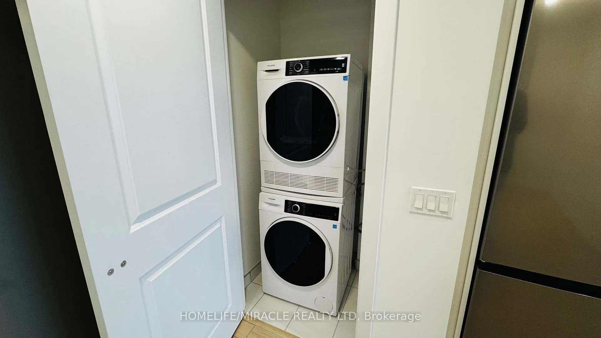 Photo 6 of Unit 1903, 15 Skyridge Drive, Brampton, Bram East — HOMEH