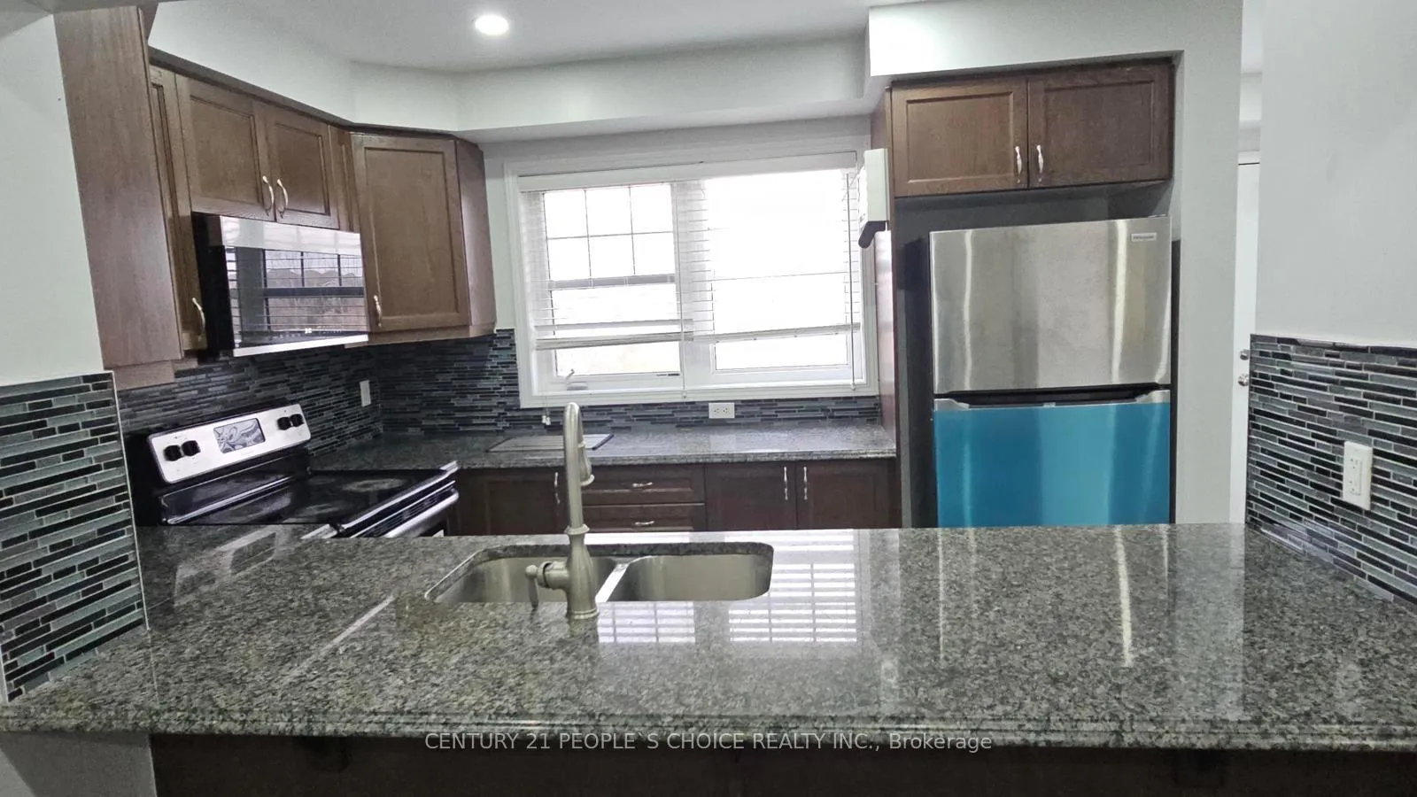 Photo 14 of 111 Glenvista Drive, Kitchener — HOMEH