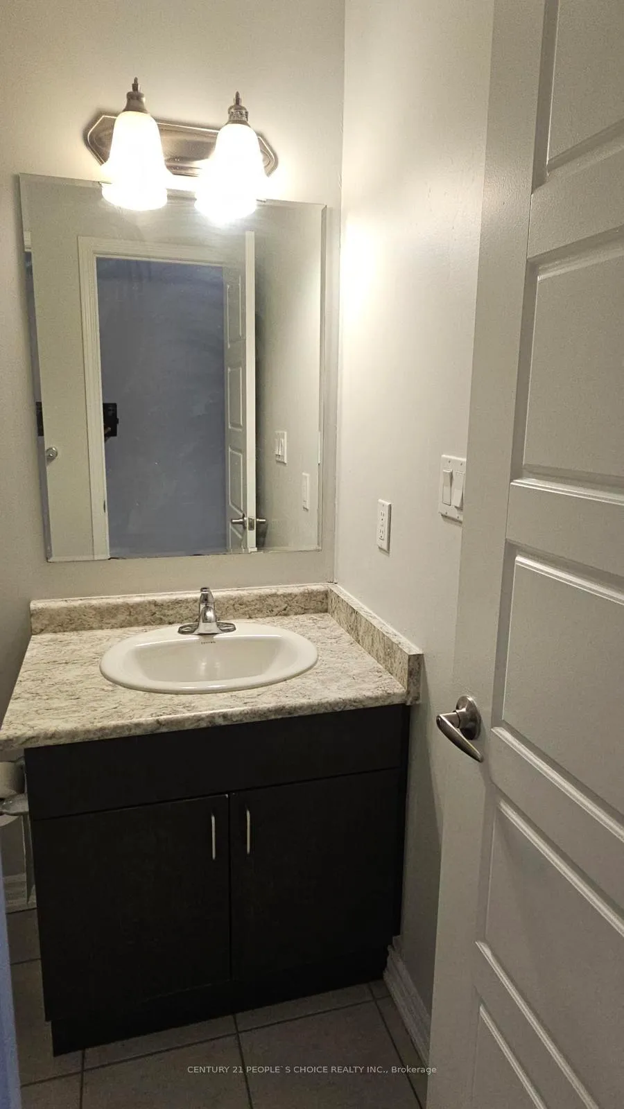 Photo 28 of 111 Glenvista Drive, Kitchener — HOMEH