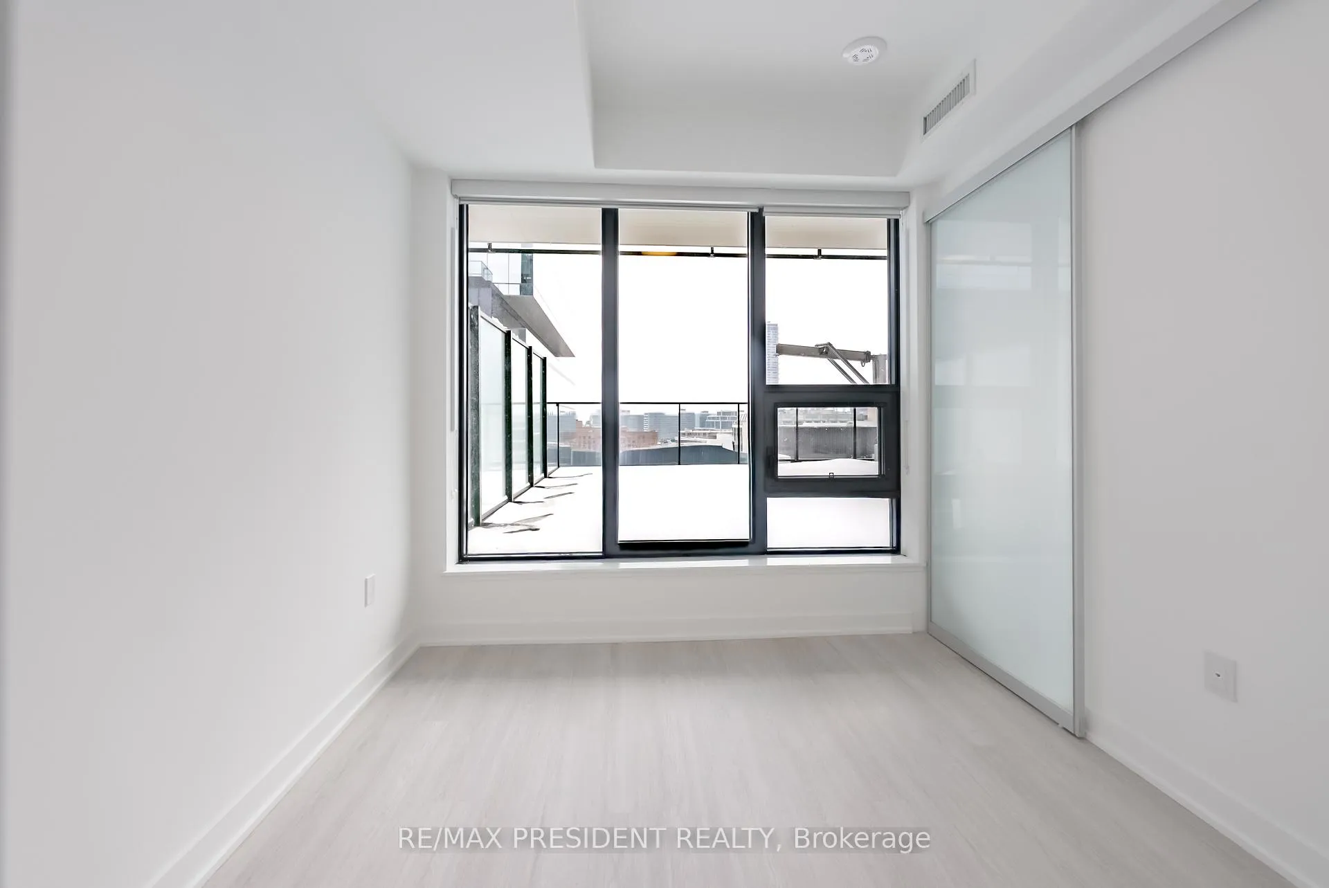 Photo 12 of Unit 904, 284 King Street E, Toronto, Moss Park — HOMEH